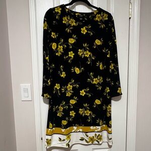 NWT Alfani 6P Black Dress with Yellow Floral Design